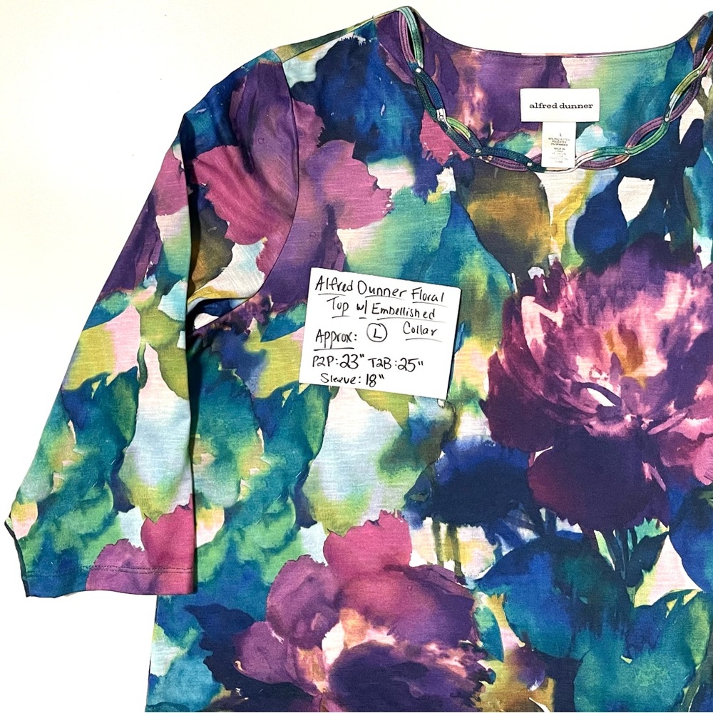 Alfred Dunner Floral Top - 3/4 Sleeves & Embellished Scoop Neck - Size Large - Picture 2 of 7